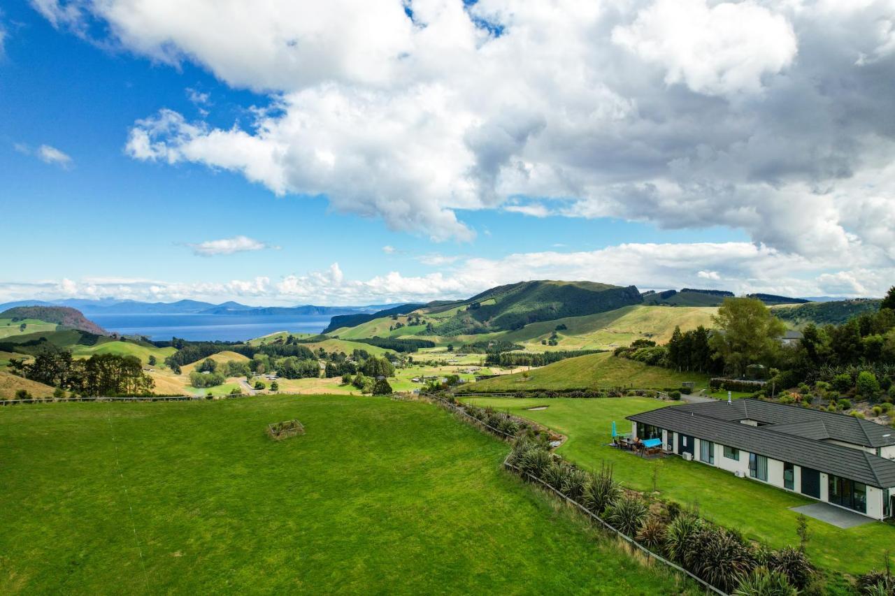 Hilltop Whakaipo Estate 타우포 호 외부 사진