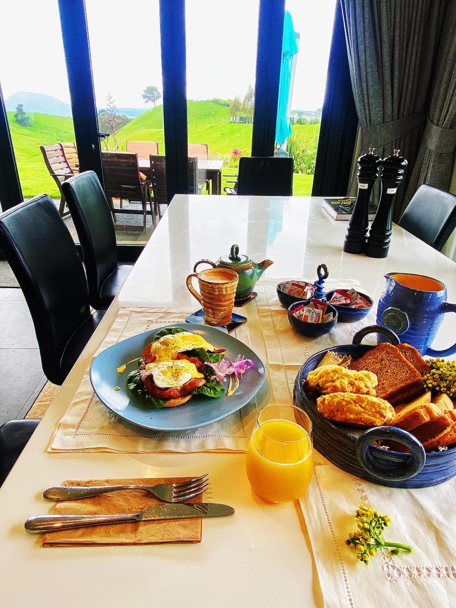 Hilltop Whakaipo Estate 타우포 호 외부 사진